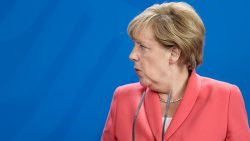 Angela Merkelová - Budíček